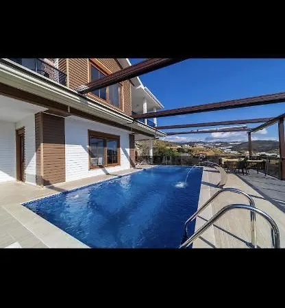 Villa Ceylin *